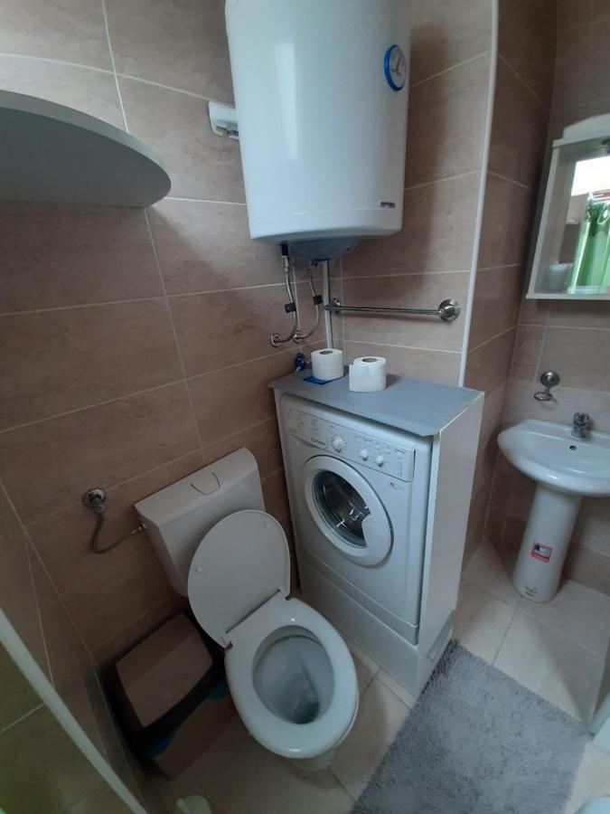נובי סאד Apartmani Sara מראה חיצוני תמונה