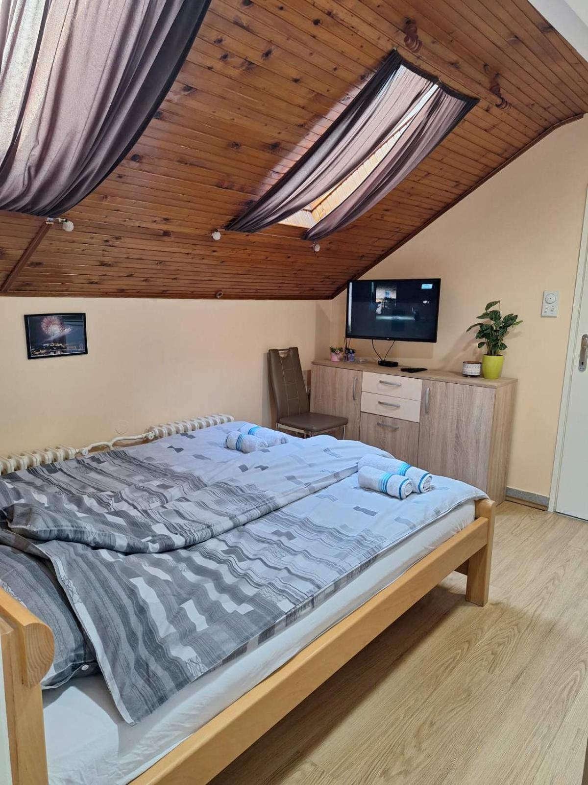 נובי סאד Apartmani Sara מראה חיצוני תמונה